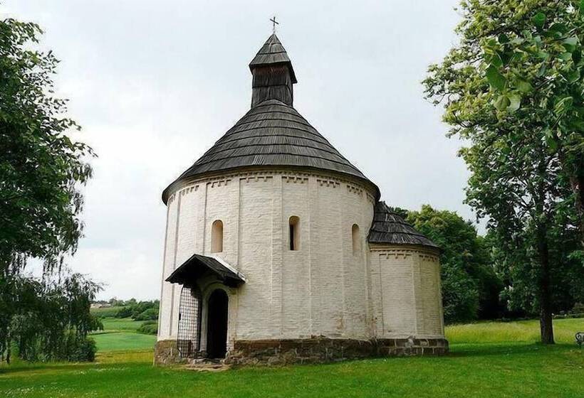Garni Hotel Villa Tamara