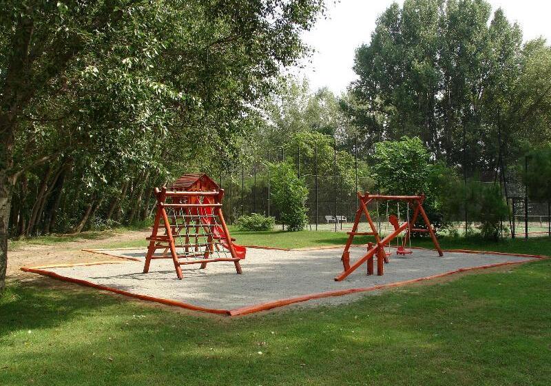 Geréby Kúria Hotel és Lovasudvar