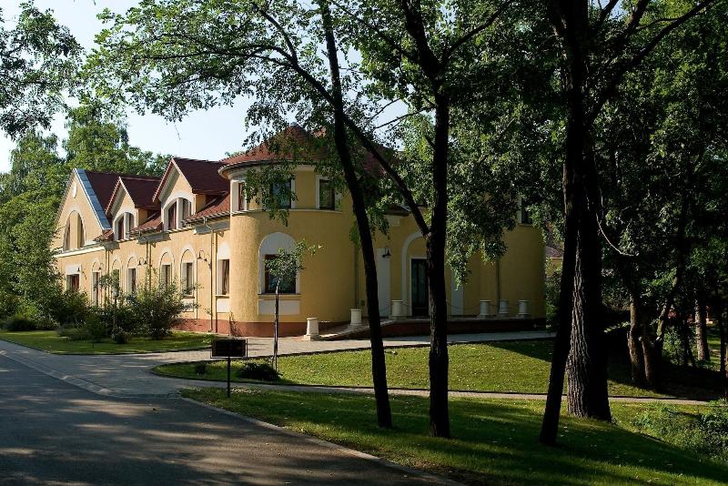 Geréby Kúria Hotel és Lovasudvar