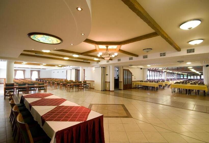 Geréby Kúria Hotel és Lovasudvar