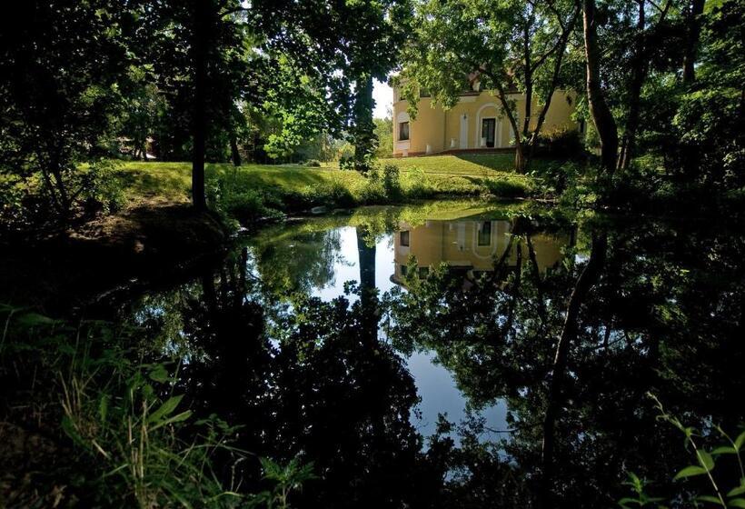 Geréby Kúria Hotel és Lovasudvar