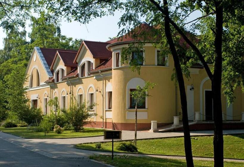 Geréby Kúria Hotel és Lovasudvar