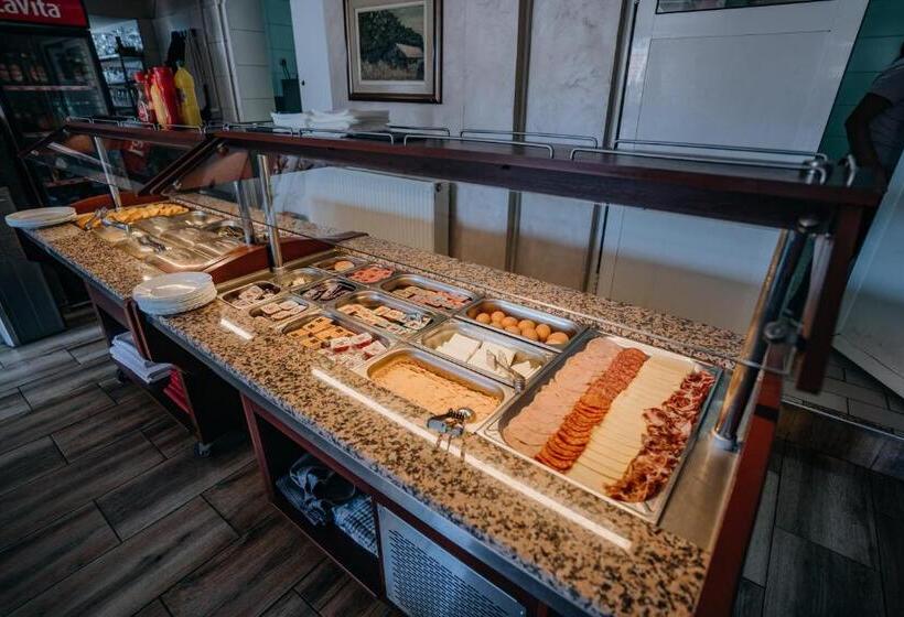 Gros Hotel   Leskovac