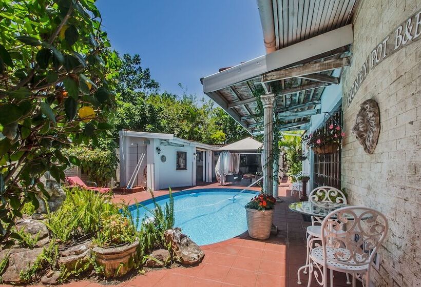 Bed and Breakfast Honeypot Guest House