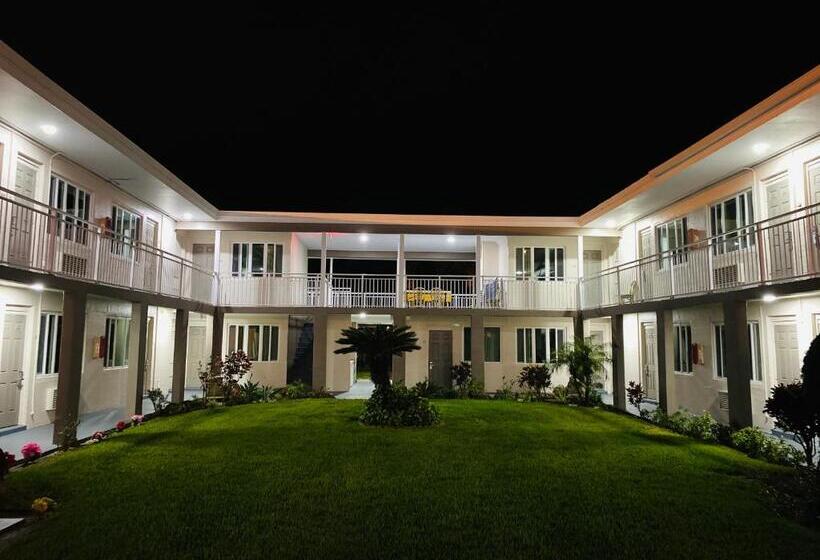 فندق A 1 A Super Inn