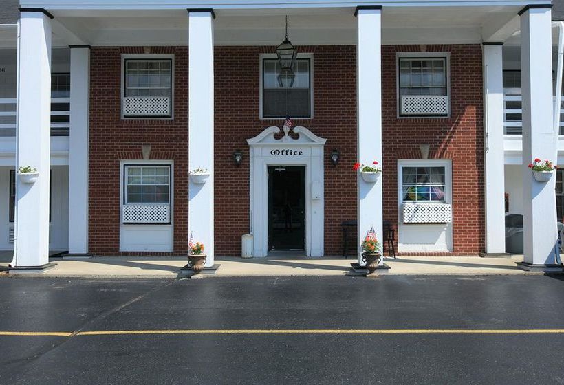 Colony Motel Jamestown