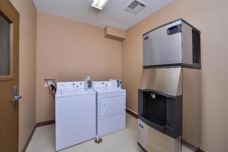 酒店 Americas Best Value Inn & Suites Cuero