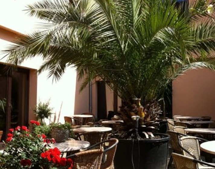 Отель Arte Vida Ohg