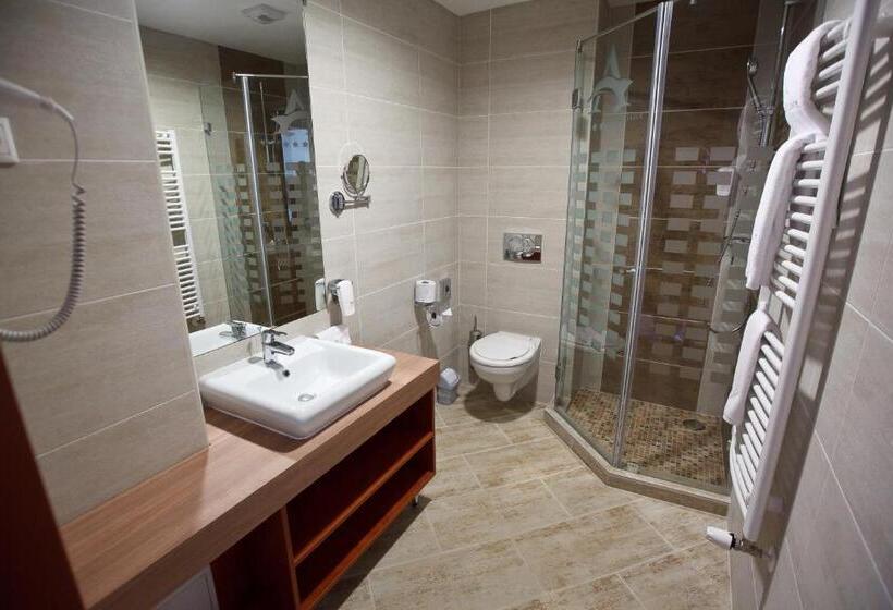 酒店 Atlantis Wellness & Conference