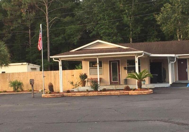 فندق Blackwater Inn Milton