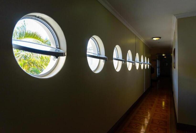 Отель Boathouse Ballito