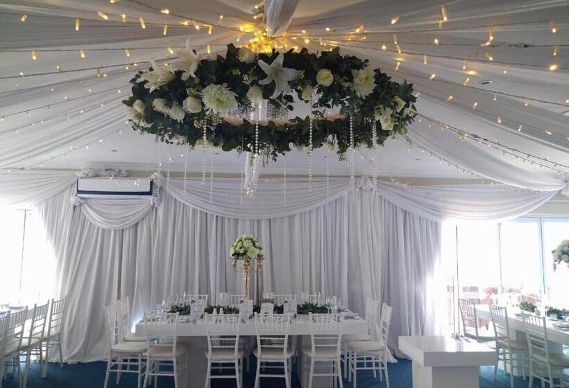 Отель Boathouse Ballito