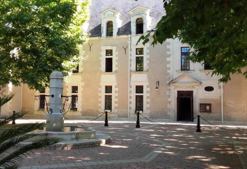 فندق Château De La Menaudière