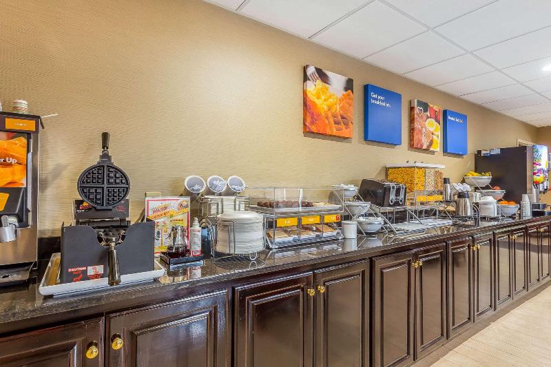ホテル Comfort Inn & Suites Mocksville I 40