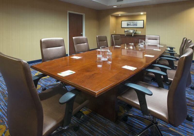 호텔 Courtyard By Marriott Montgomery Prattville