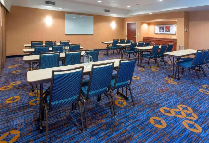 호텔 Courtyard By Marriott Montgomery Prattville