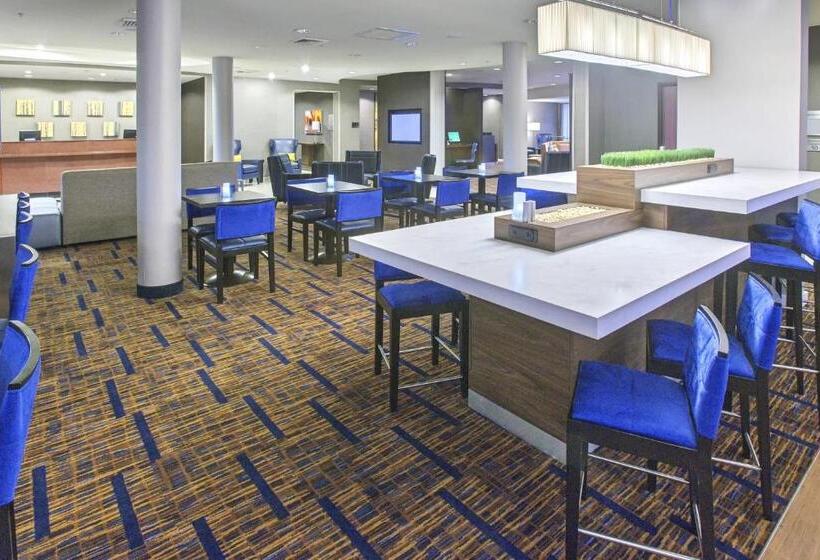 호텔 Courtyard By Marriott Montgomery Prattville