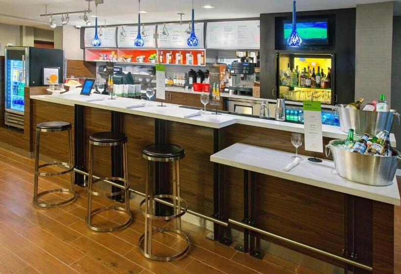 호텔 Courtyard By Marriott Montgomery Prattville