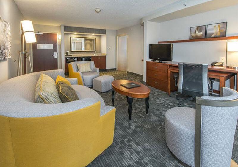 호텔 Courtyard By Marriott Montgomery Prattville