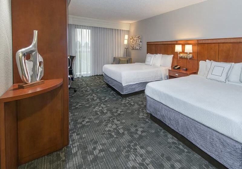 호텔 Courtyard By Marriott Montgomery Prattville