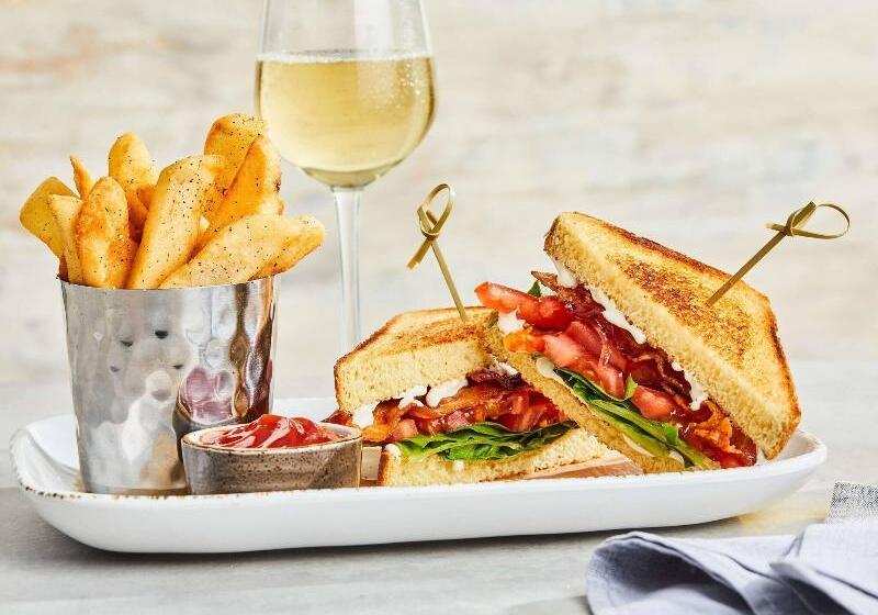 호텔 Courtyard By Marriott Montgomery Prattville