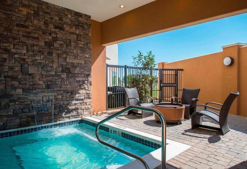 هتل Courtyard By Marriott Columbus