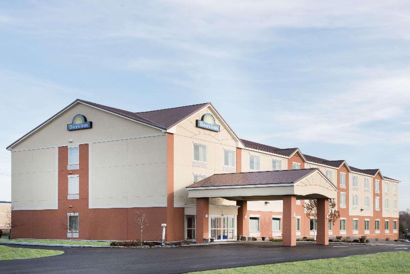 فندق Days Inn By Wyndham Watertown Fort Drum