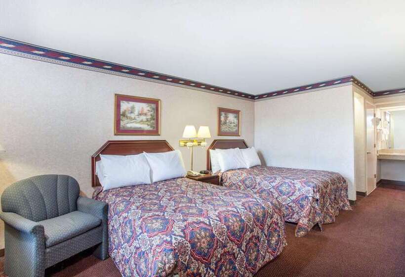 호텔 Days Inn By Wyndham Saint Pauls