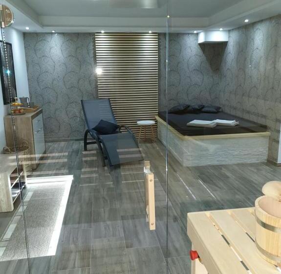 هتل Dežman Apartments & Rooms