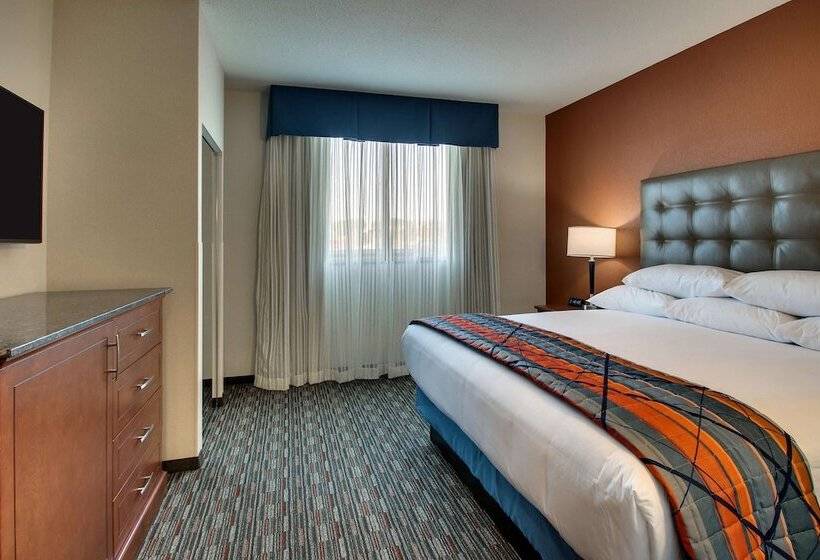 בית מלון כפרי Drury Inn & Suites Iowa City Coralville