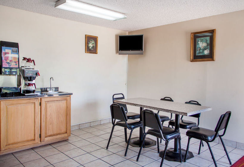 فندق Econo Lodge Chandler