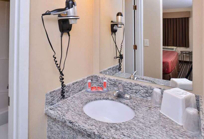 ホテル Econo Lodge