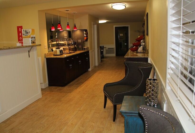 ホテル Econo Lodge