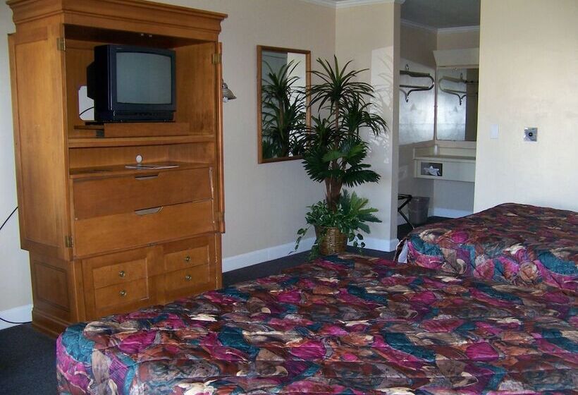 فندق Emerald Sands Inn