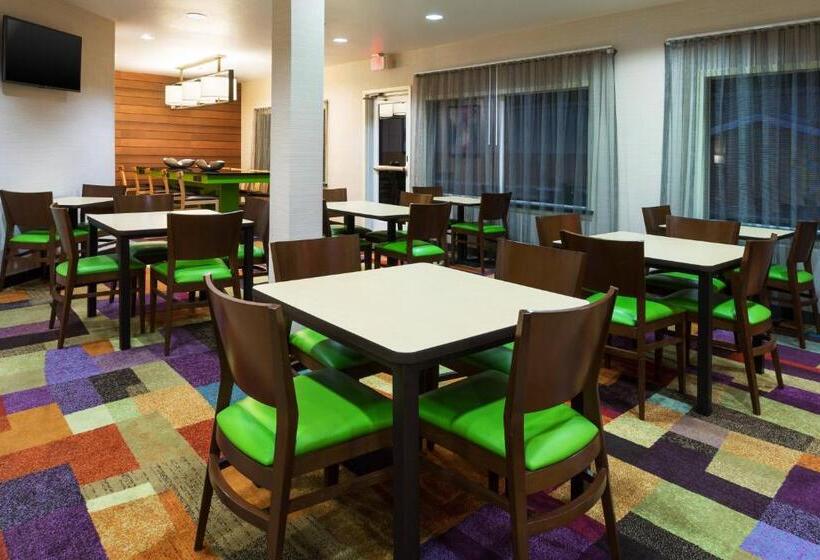 Отель Fairfield Inn & Suites By Marriott Odessa