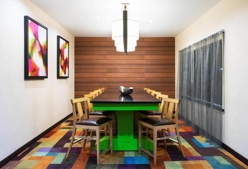 Отель Fairfield Inn & Suites By Marriott Odessa