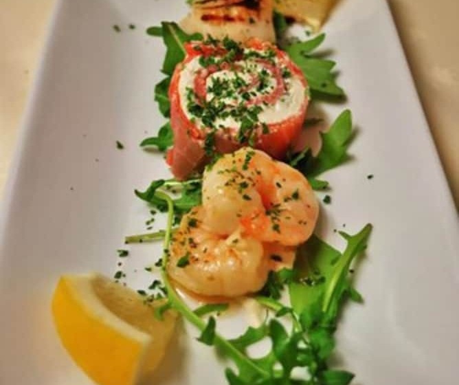 בית מלון כפרי Falcon