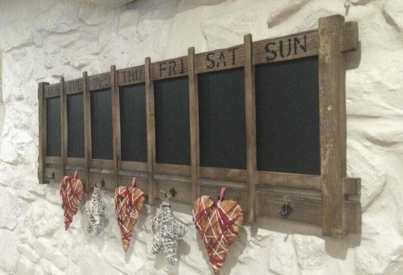 בית מלון כפרי Falcon