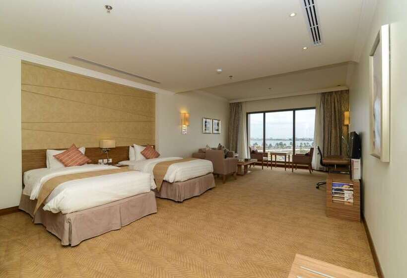 هتل Golden Tulip Dammam Corniche