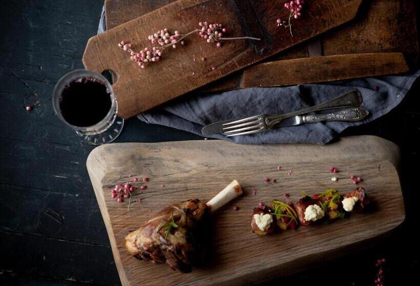 هتل Grad Otočec   Relais Chateaux