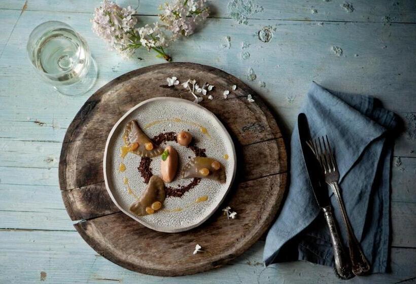 هتل Grad Otočec   Relais Chateaux