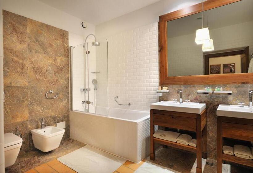 هتل Grad Otočec   Relais Chateaux