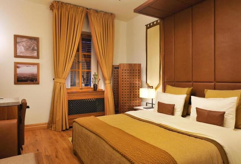 هتل Grad Otočec   Relais Chateaux