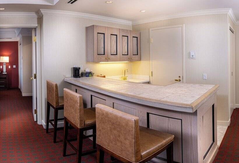 Great Cedar Hotel At Foxwoods