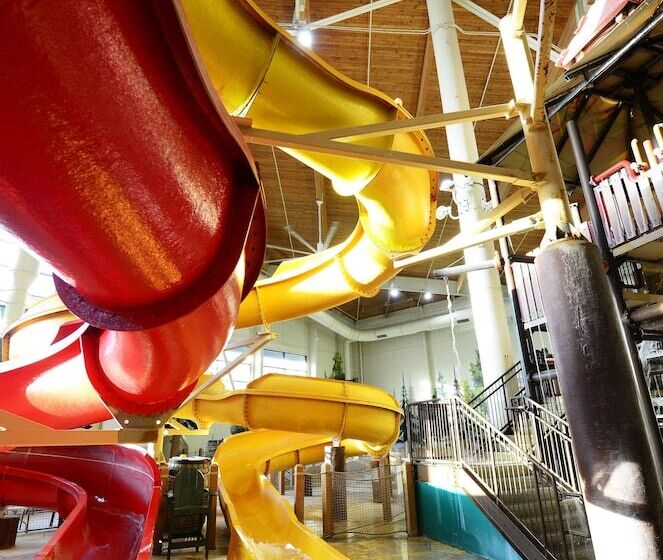 فندق Great Wolf Lodge Grand Mound