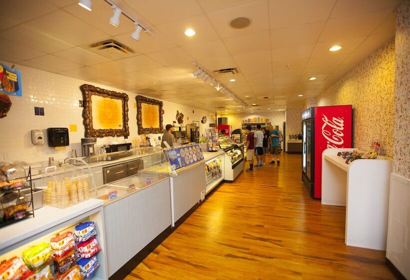 فندق Great Wolf Lodge Grand Mound