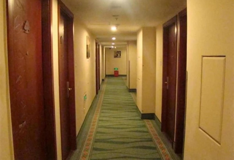 호텔 Greentree inn Suites Hongqiao Airport Branch