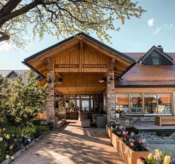 هتل Guesthouse Smogavc