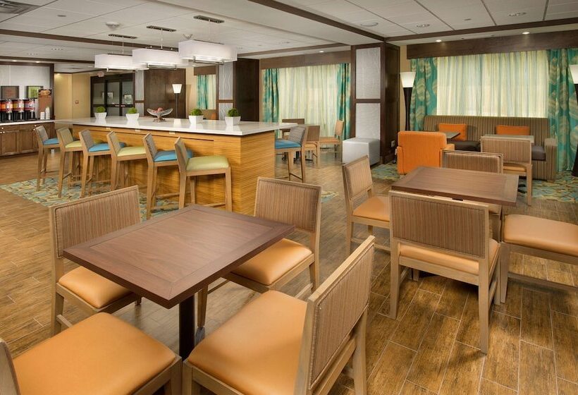 호텔 Hampton Inn Lake Charles