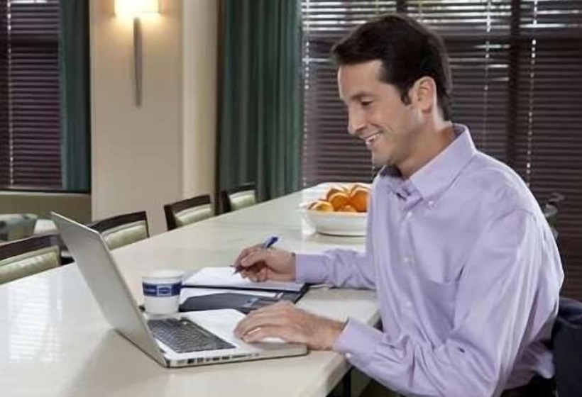 فندق Hampton Inn & Suites Gulfport I10